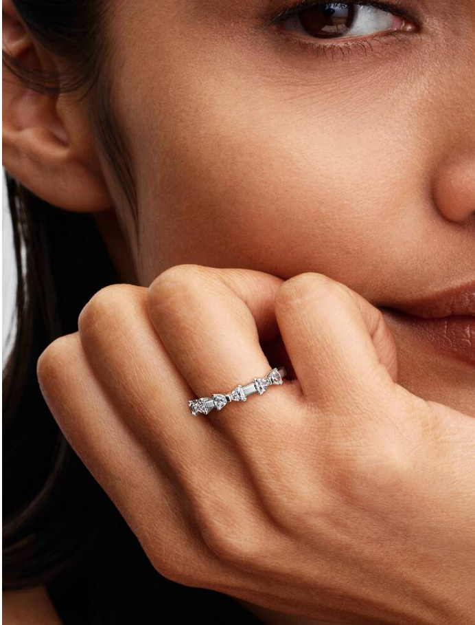 Pandora Anello Fiocchi Luminosi