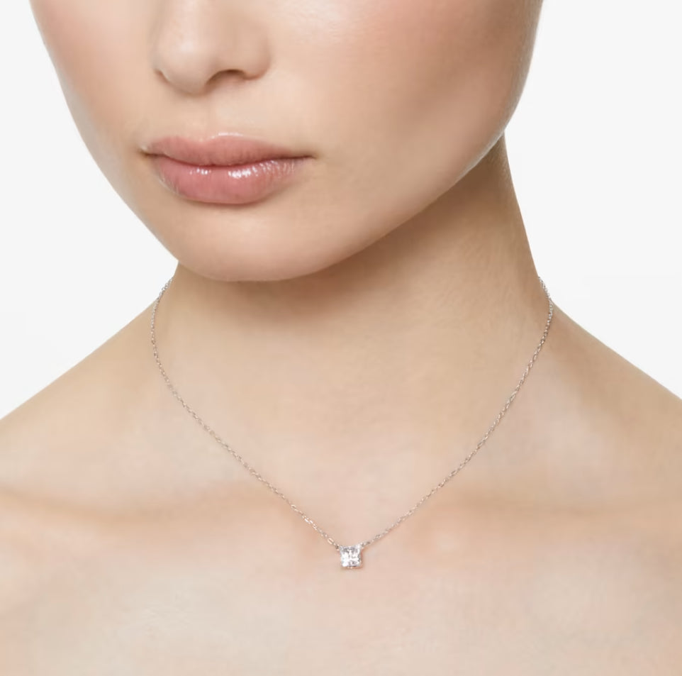 Swarovski 5510696 Attract Halskette, quadratischer Schliff, weiß rhodiniert